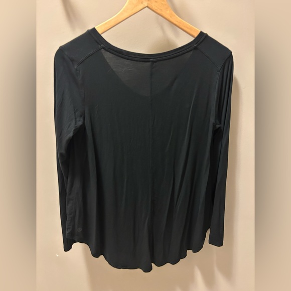 Lululemon up for downtime long sleeve shirt - Picture 3 of 3